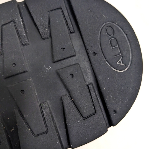 Waterproof lace up boots - Picture 8 of 10